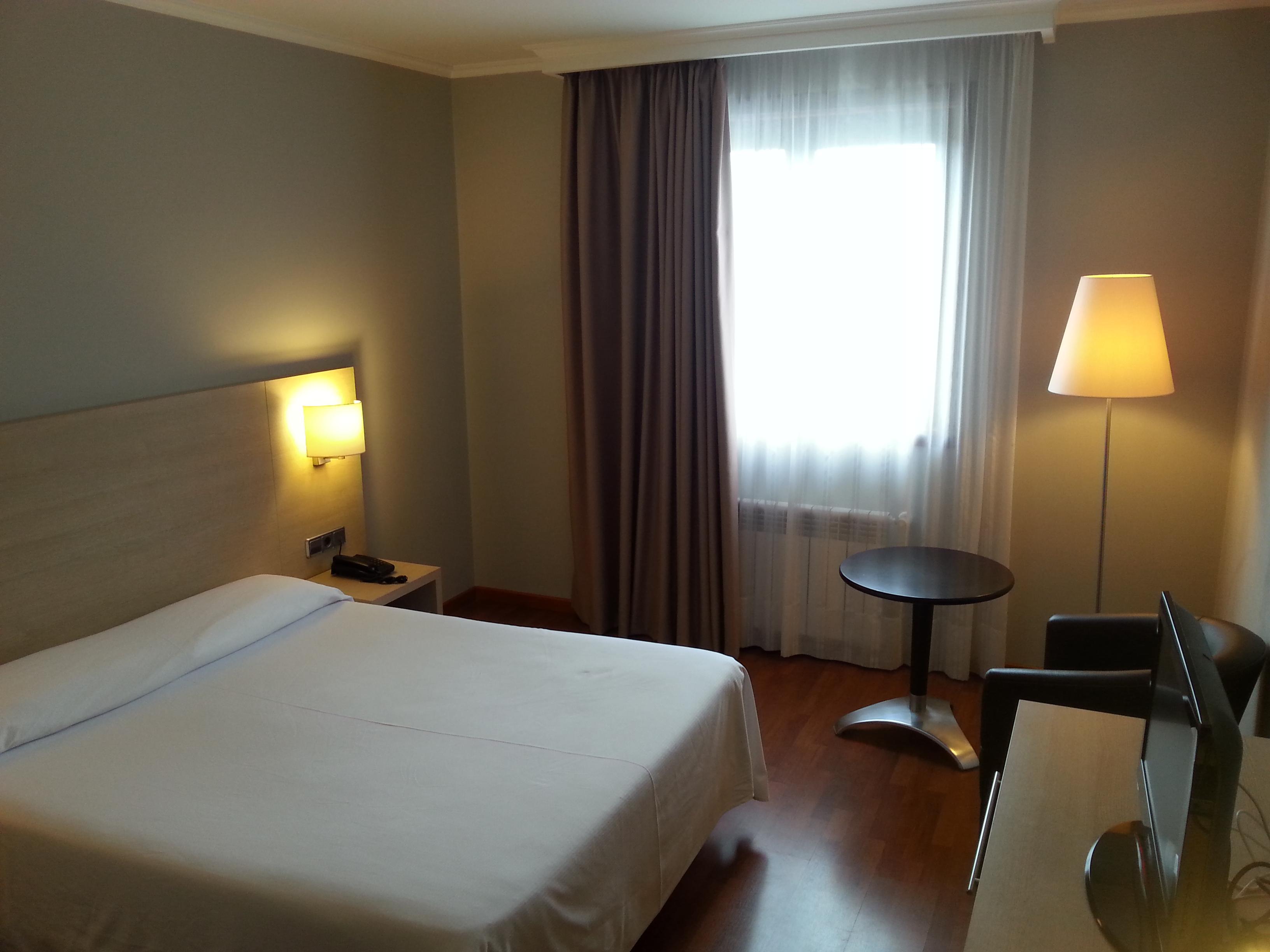 Hotel Valencia แฟร์โรล ภายนอก รูปภาพ