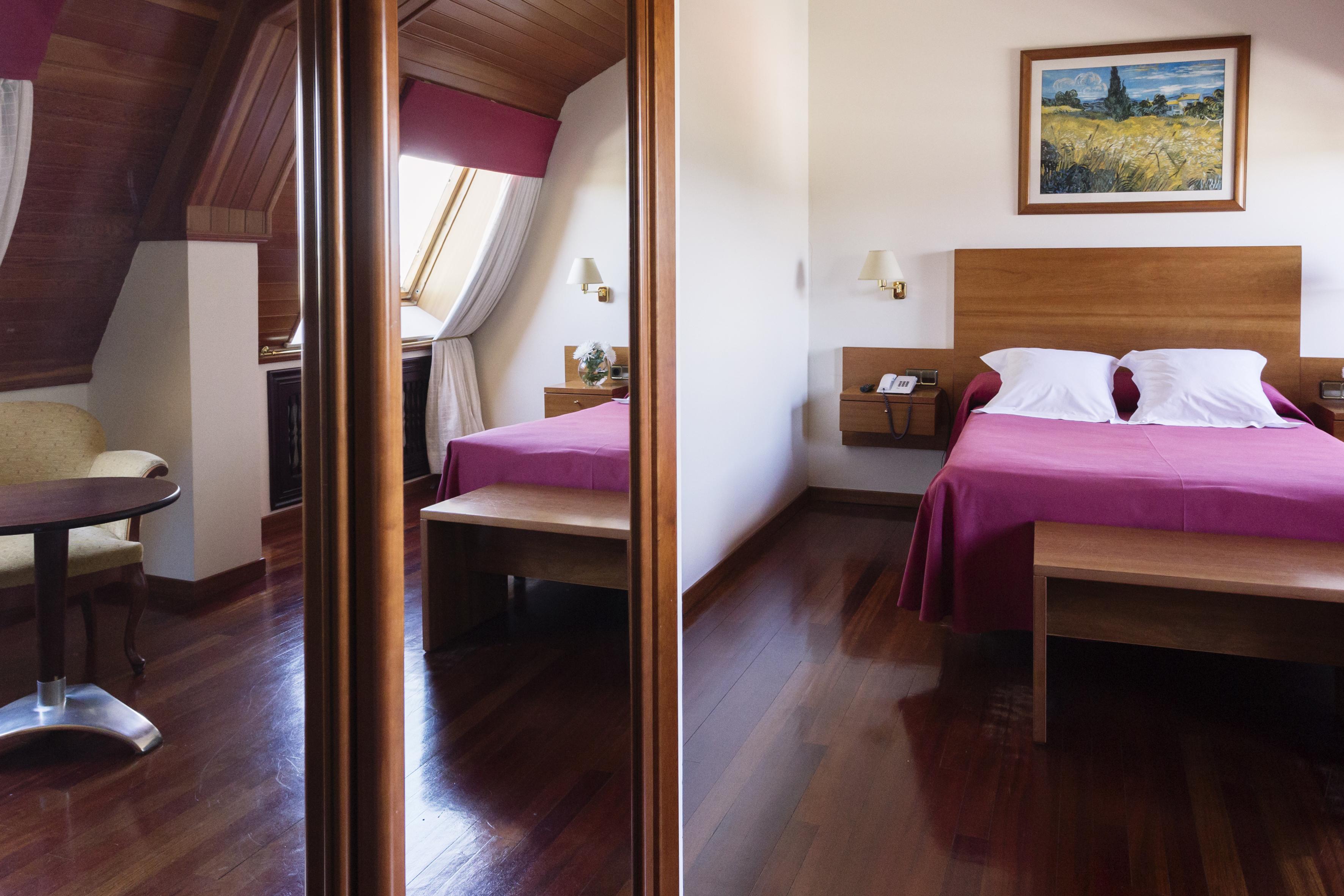 Hotel Valencia แฟร์โรล ภายนอก รูปภาพ