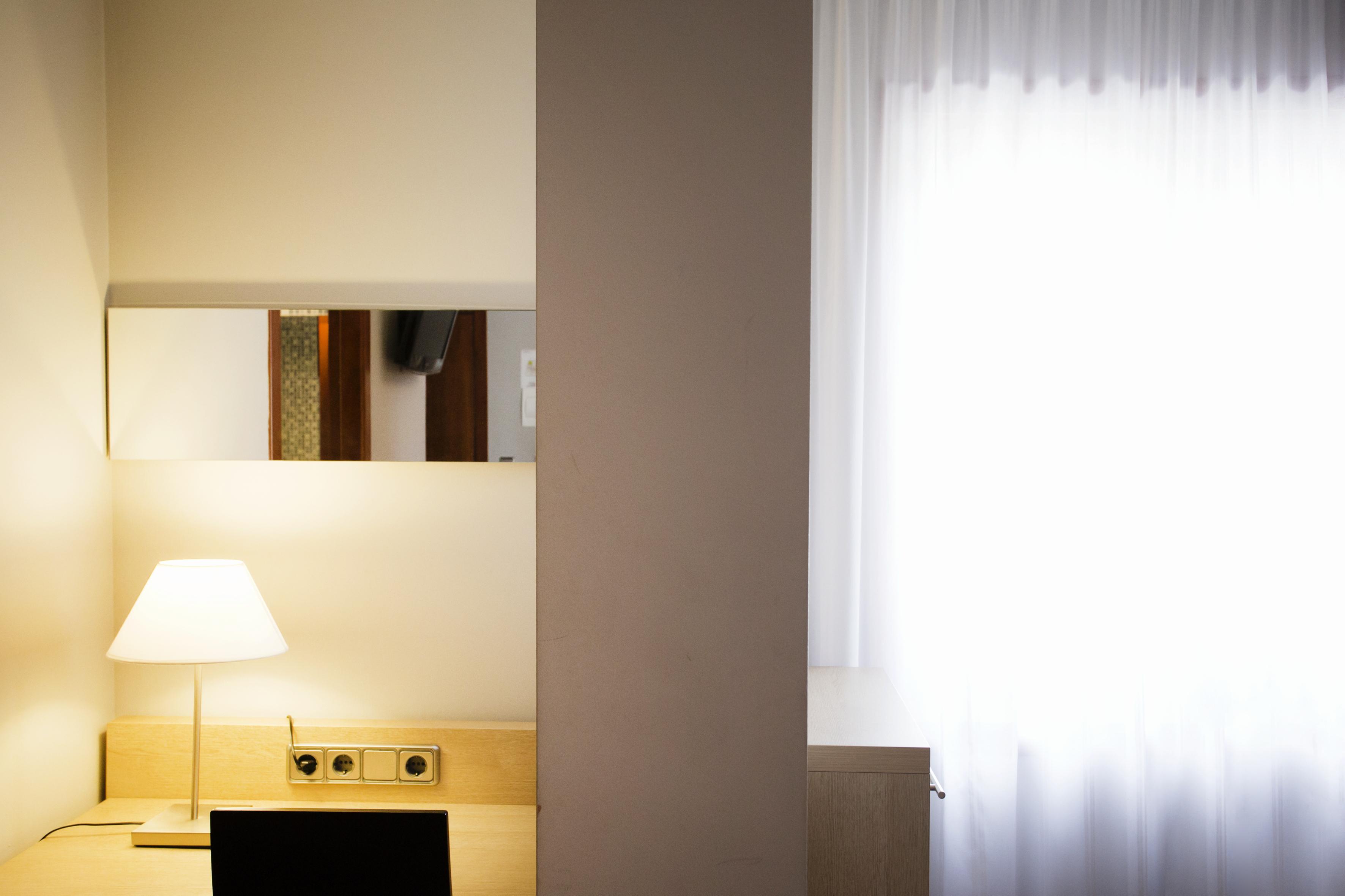 Hotel Valencia แฟร์โรล ภายนอก รูปภาพ