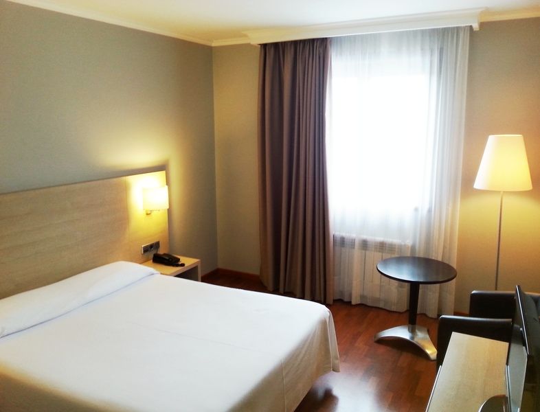 Hotel Valencia แฟร์โรล ภายนอก รูปภาพ