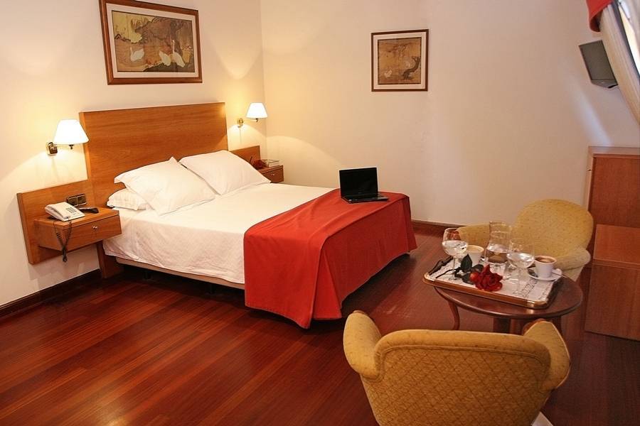 Hotel Valencia แฟร์โรล ภายนอก รูปภาพ